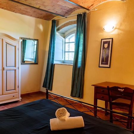 Villa Le Beringhe - Wine Pool & Relax Colle Val D'Elsa Exterior foto