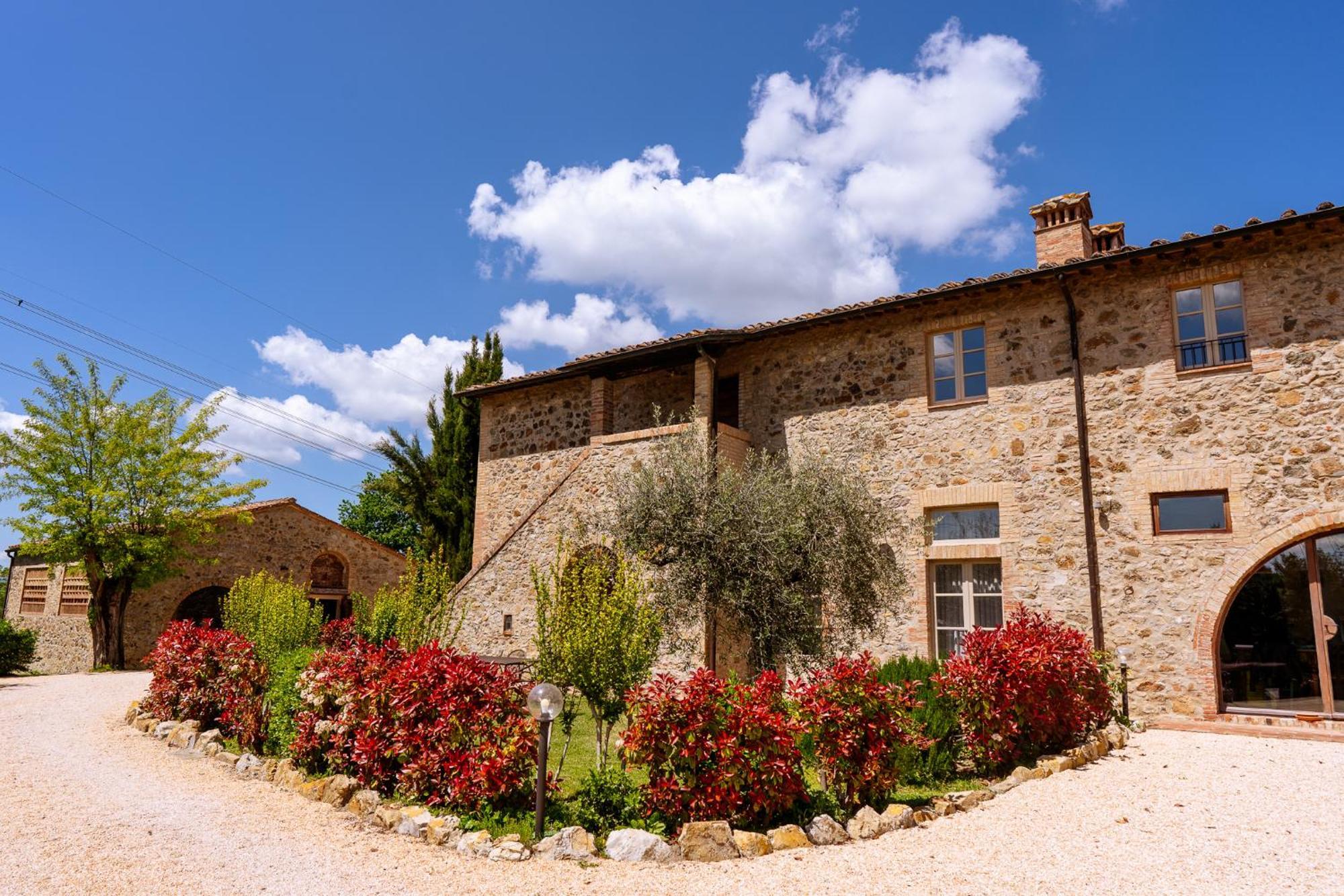Villa Le Beringhe - Wine Pool & Relax Colle Val D'Elsa Exterior foto